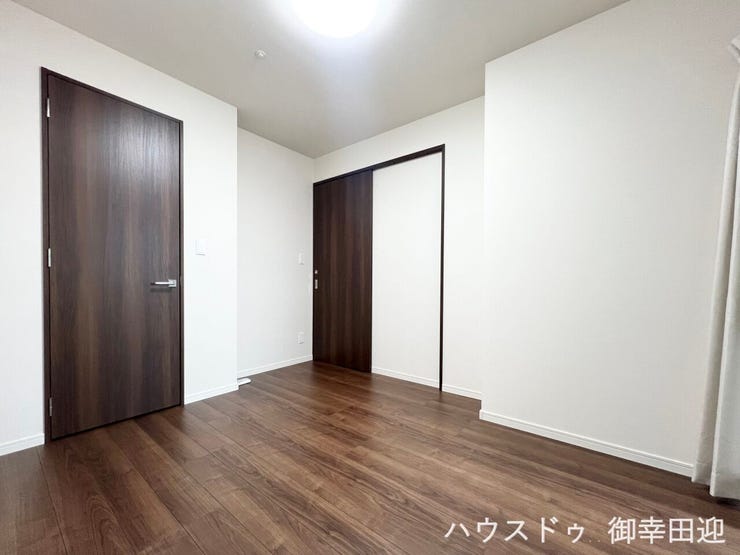 ■6帖洋室■心からリラックスできる静けさ、上質な眠りで、毎日をリセットします。明日への活力を養う空間です。