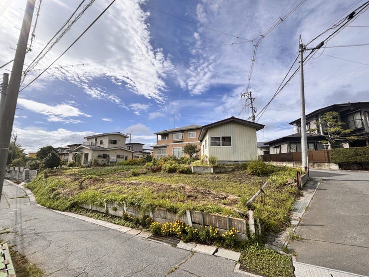 現地(2026年8月)撮影
◎現地案内予約受付中!◎
ご内覧をご希望の際は、ハウスドゥ 八戸市庁前までお気軽にお問い合わせくださいませ♪