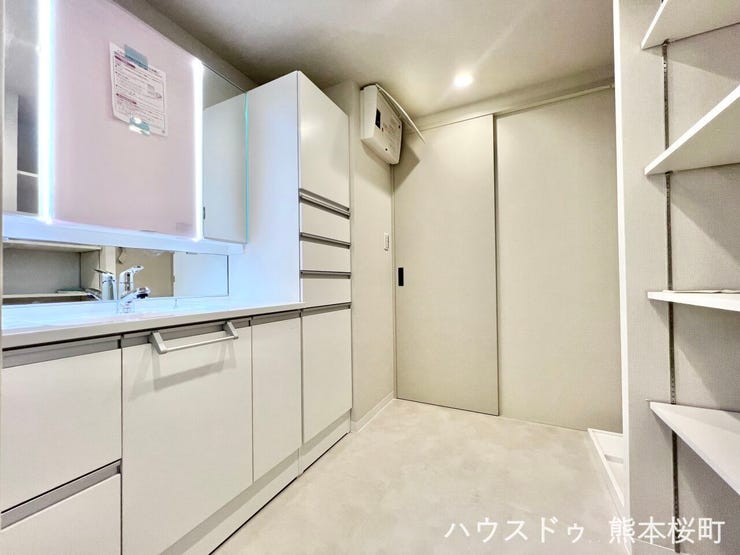 ■清々しいリフレッシュ空間■自分を磨き、気持ちを切り替える。心地よいプライベートスペース。