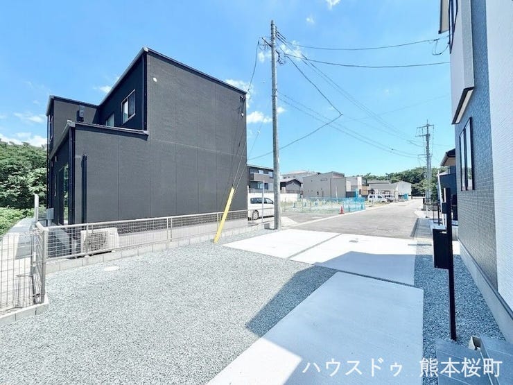 ■理想を叶える新しい暮らしの舞台■高いデザイン性と機能性を兼ね備えた住まい。ここで、家族の新しい物語が始まります。