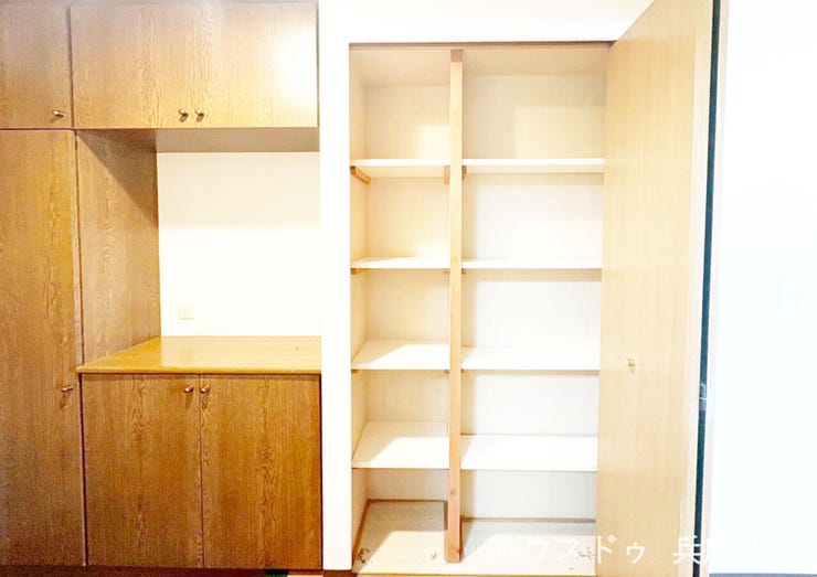 ◇玄関にはすっきりとした下足入を完備。家族全員の靴をしっかり収納でき、散らかりがちな玄関まわりを常に美しく、清潔感のある空間に保てます。