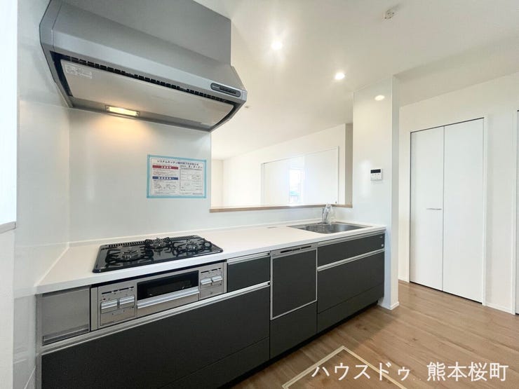 ■家族の「美味しい」が集まる舞台■高い機能性と美しいデザインを両立。料理する人も、待つ人も、笑顔になれる場所です。