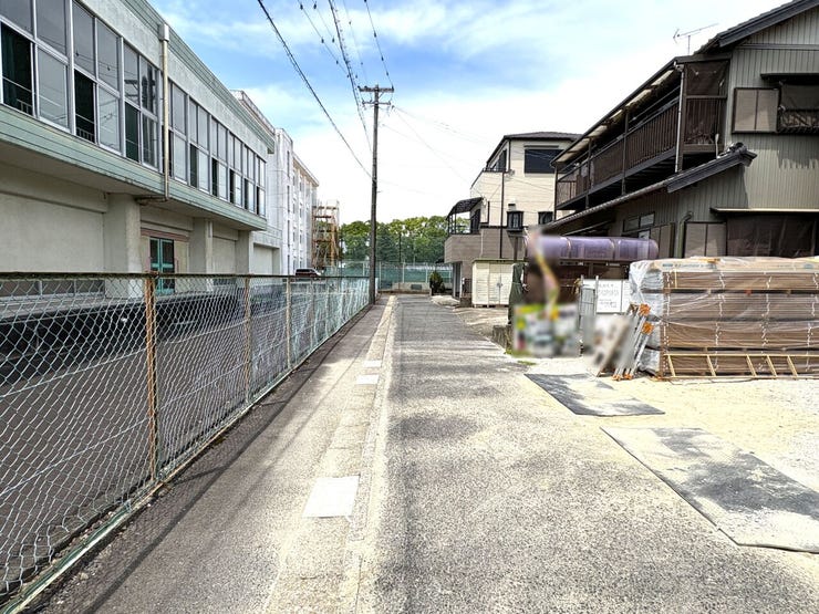南側前面道路