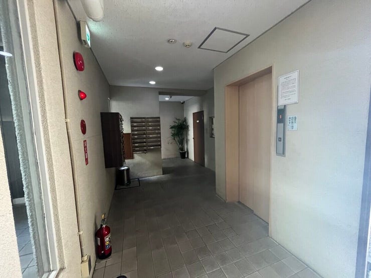 エレベーター1基