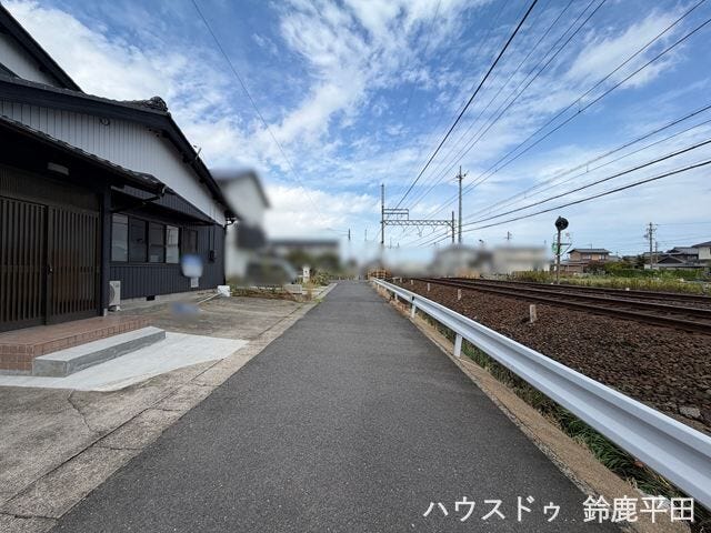 【南東側幅員約3.6m前面道路】車通りが少ないので駐車がスムーズにできます。(2026年8月28日 撮影)