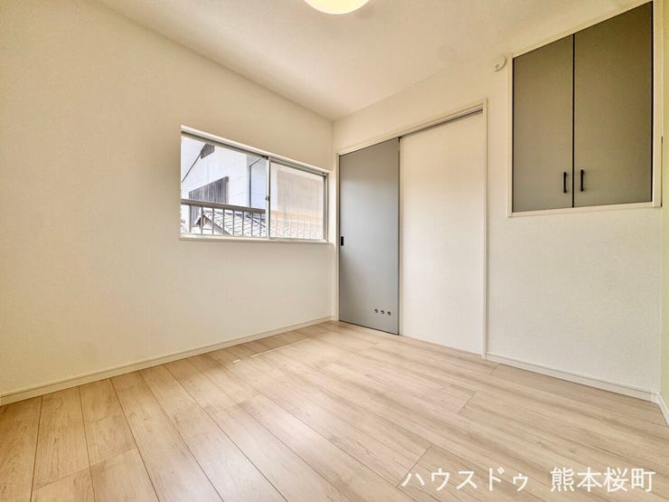 ■2階洋室■心からリラックスできる静けさ、上質な眠りで、毎日をリセットします。明日への活力を養う空間です。
