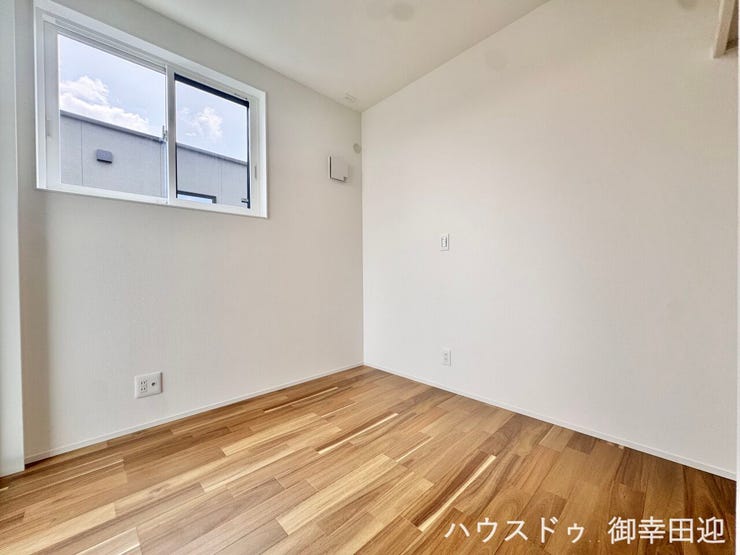 ■2階3.8帖帖洋室■寝室、書斎、趣味の部屋。家族の成長やライフスタイルに合わせ、様々な使い方ができる快適な空間です。