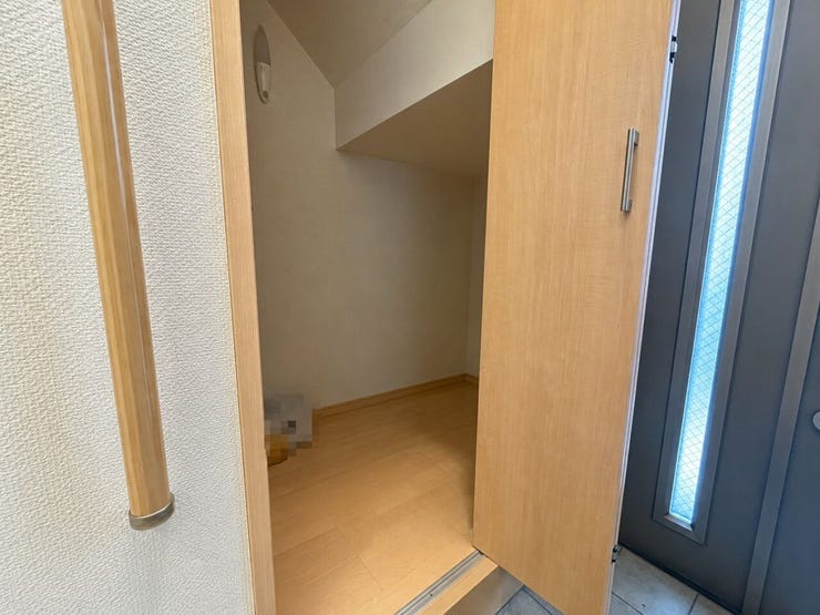 ◇玄関収納◇
※生活感を消去した加工処理を行っています