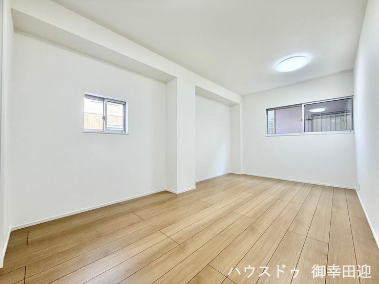 ■1階7.5帖洋室■心からリラックスできる静けさ、上質な眠りで、毎日をリセットします。明日への活力を養う空間です。