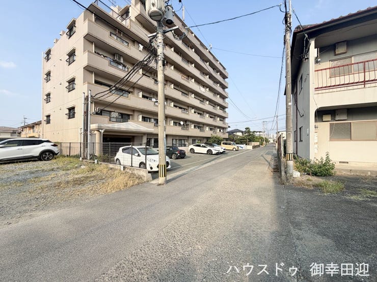 ■理想を叶える新しい暮らしの舞台■高いデザイン性と機能性を兼ね備えた住まい。ここで、家族の新しい物語が始まります。