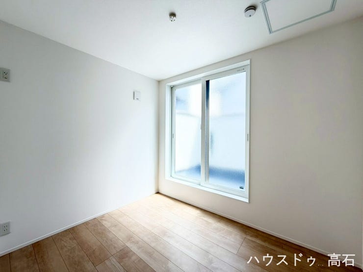 3.5畳洋室
落ち着いた雰囲気の洋室は、趣味部屋や予備室としても活用可能。
