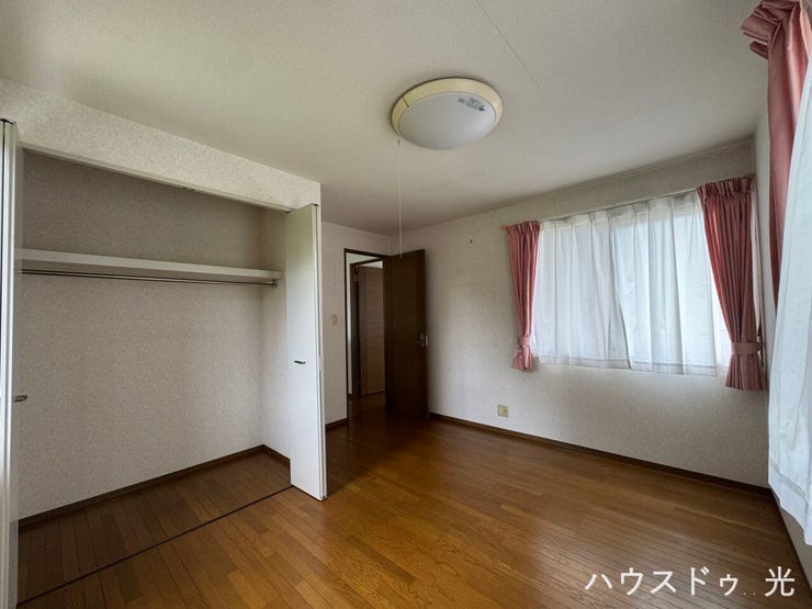 ■□■7.0帖洋室■□■寝室、書斎、趣味の部屋。家族の成長やライフスタイルに合わせ、様々な使い方ができる快適な空間です。