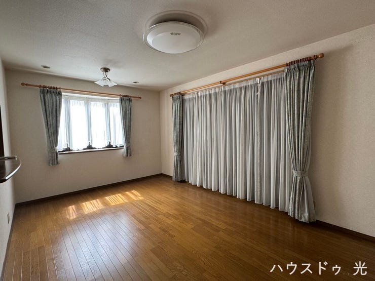 ■□■リビング■□■南からの陽光が優しく降り注ぎ、会話が自然と弾み、毎日が特別な時間へと変わります。