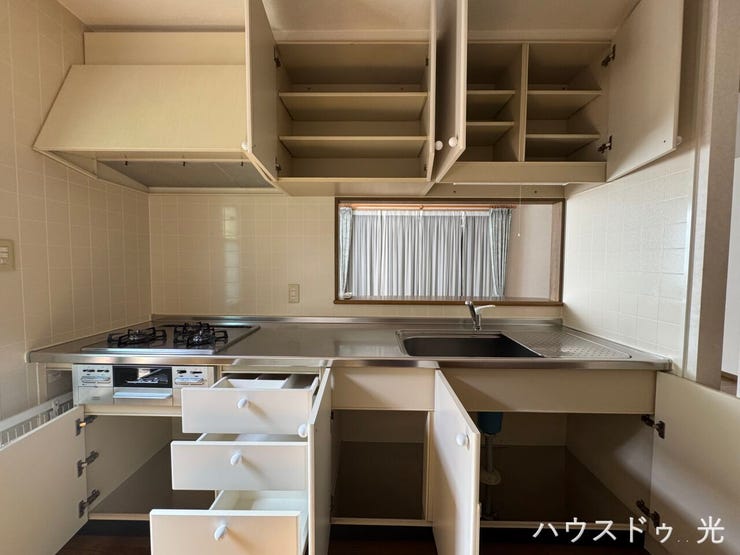 ■□■キッチン収納■□■キッチン収納も充実。スマートなキッチンでお料理もはかどります。