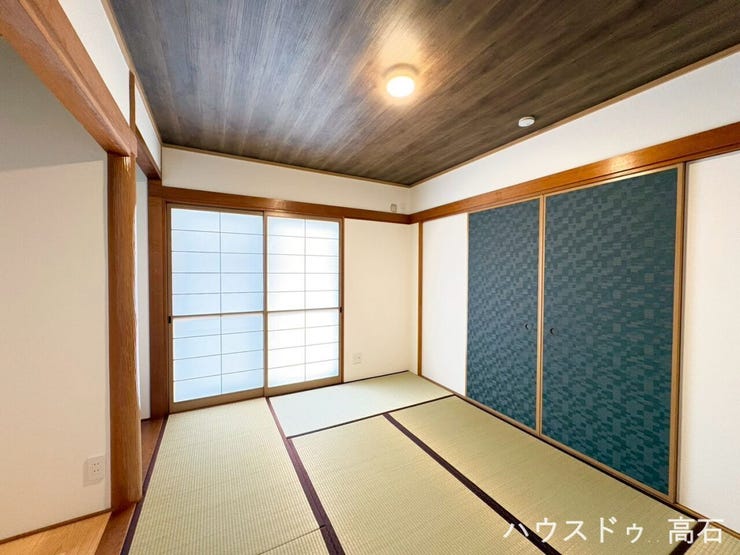 1階和室
疲れたときにすぐ横になれる和室は、みんながほっと一息つける空間