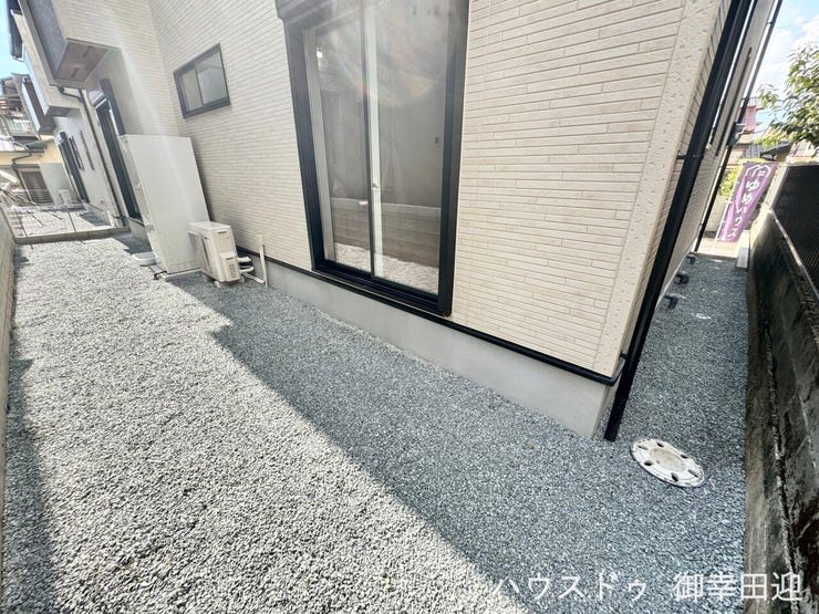 ■遊びと安らぎの多目的空間■子どもが安全に遊べ、ペットと触れ合い、大人も自然に癒やされる、暮らしを彩るスペースです。