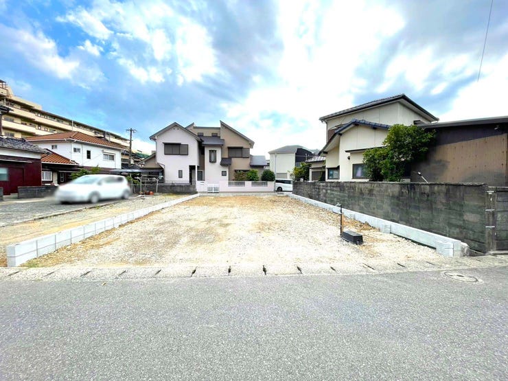 北九州市小倉南区蜷田若園２