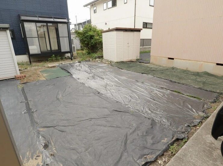お庭広々!家庭菜園やガーデニングも楽しめます(^^)/