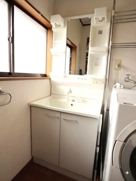 ※写真は家具消し加工しております