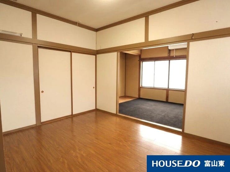 ※写真は家具消し加工しております