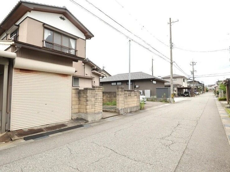 立山公園線近く!大阪屋ショップ藤木店まで徒歩約4分の距離で買い物便利(^^)/