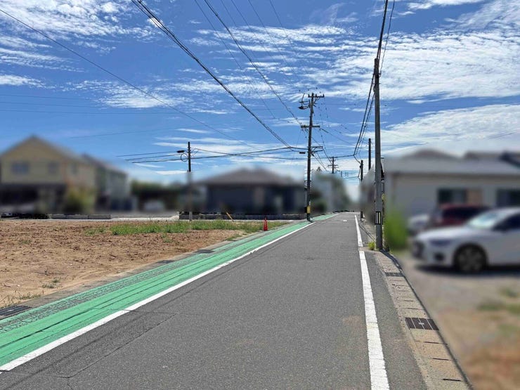北西側前面道路