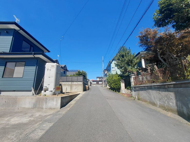 現地(2026年8月)撮影
◎現地案内予約受付中!◎
詳細は、ハウスドゥ 八戸下長までお気軽にお問い合わせくださいませ♪