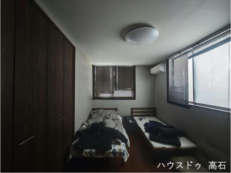 7.6畳洋室
大きな窓から明るい光が差し込む洋室。クローゼット付きで収納も確保され、ライフスタイルに合わせた使い方ができます。