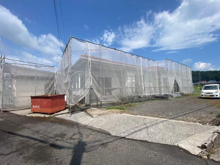 【外観】
敷地117坪、4LDKの平屋です!内外装フルリフォーム物件!新耐震!駐車5台以上!