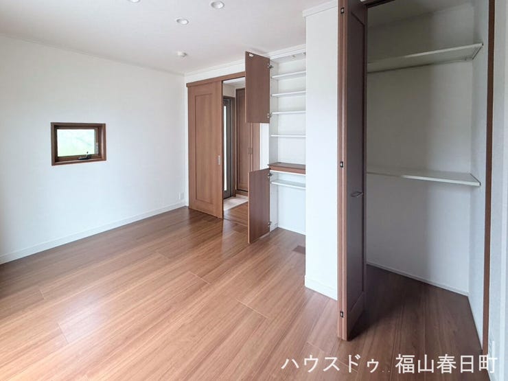 収納も完備されており、お部屋をすっきりとお使えいただけます