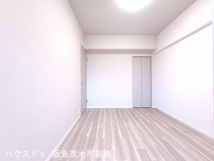 西側 5.8帖のお部屋