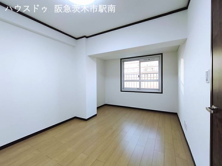 洋間 7.0帖