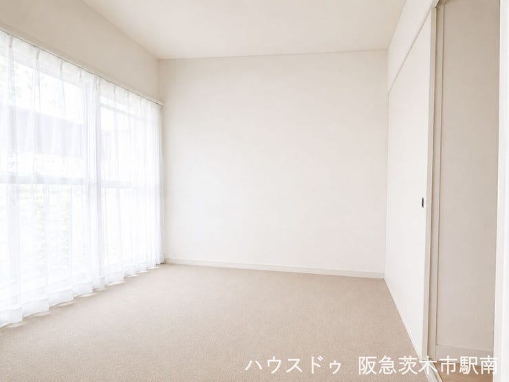 収納付きで使い勝手の良い洋室(※イメージ画像処理)