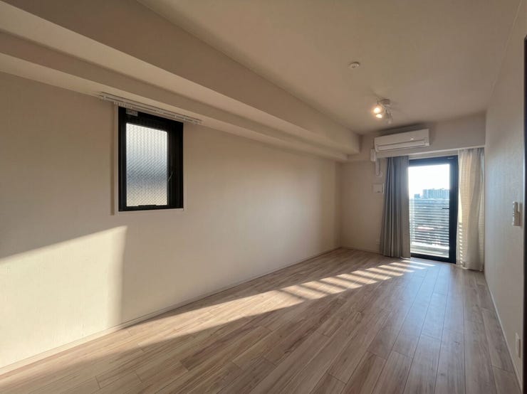 ※こちらの写真は家具等を消す加工を行っております