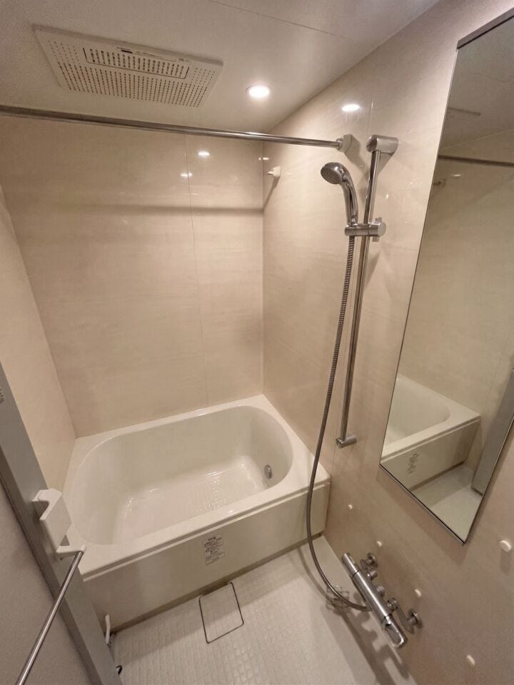 ※こちらの写真は家具等を消す加工を行っております
