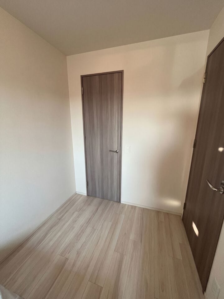 ※こちらの写真は家具等を消す加工を行っております