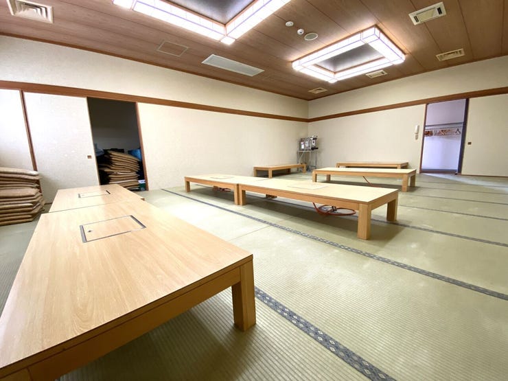 ※現在片付け中のため、掲載写真の備品等は一部撤去予定です。