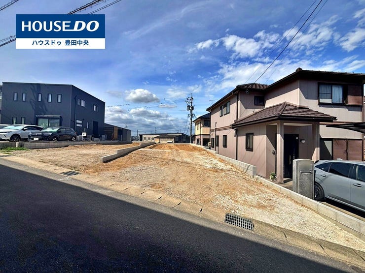 【外観】
◆見学予約受付中◆
現地をご覧いただき、周辺環境なども一緒に
ご確認いただけます!