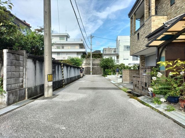 北側道路 西から東方向
