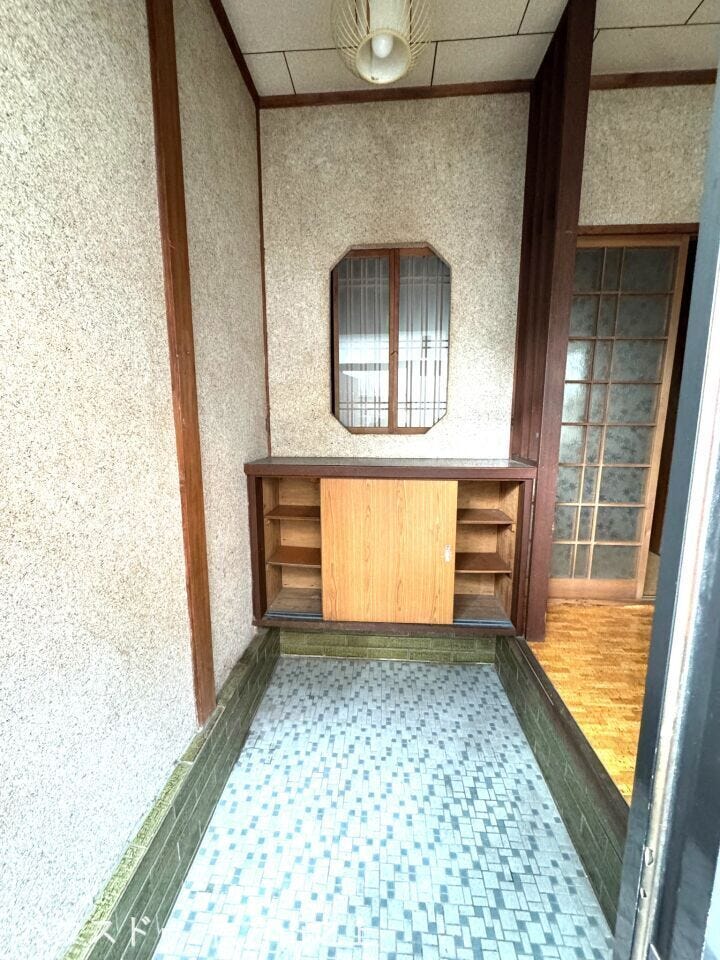 和の趣ある玄関空間