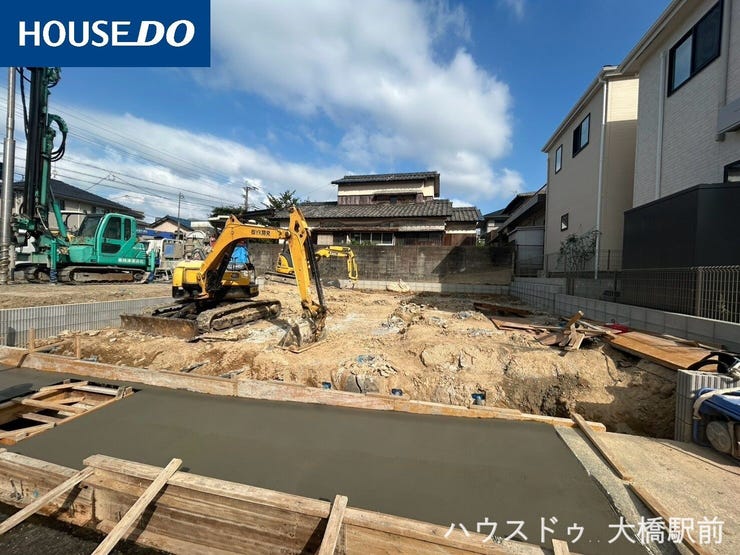 【外観】
並列駐車2台☆WIC☆パントリー☆2面バルコニー☆高宮駅:徒歩3分の西鉄バス松本池停から乗車16分♪