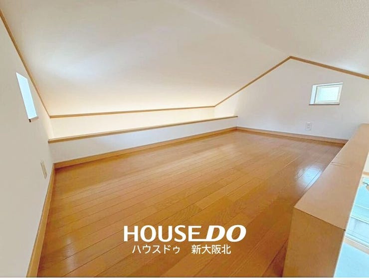 ■ロフト付きの住まい♪収納スペースとしてはもちろん、趣味やくつろぎの空間など多彩に活用できます!