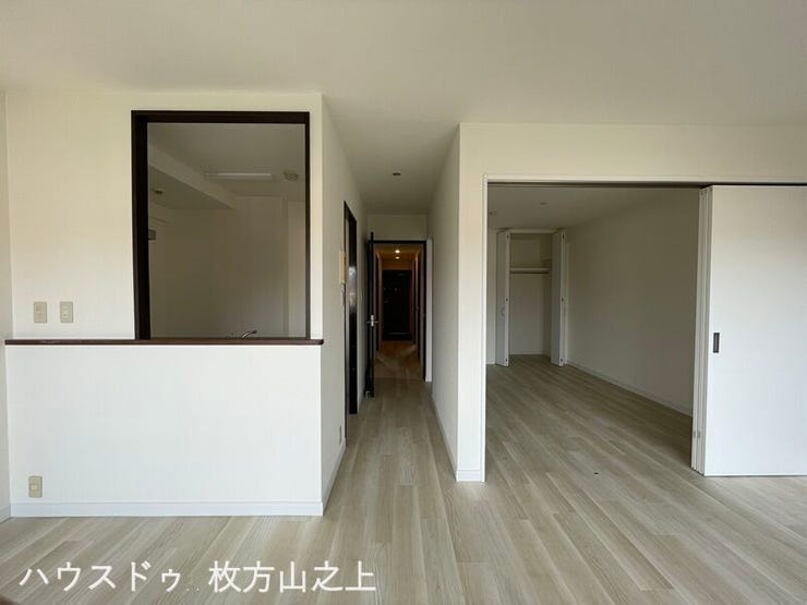 リビングと洋室をつなげれば、広々とした大空間に。