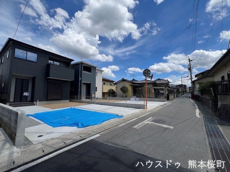 ■理想を叶える新しい暮らしの舞台■高いデザイン性と機能性を兼ね備えた住まい。ここで、家族の新しい物語が始まります。