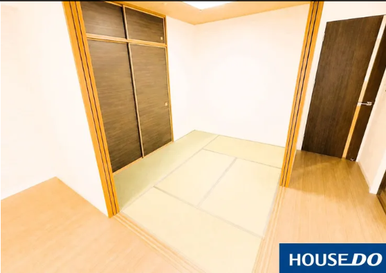 多用途にお使いできるお部屋です