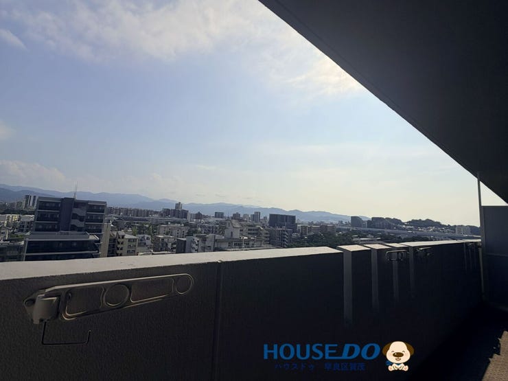 20.18㎡のゆったりバルコニー。洗濯物を干す時間にも、ゆとりが生まれます。
