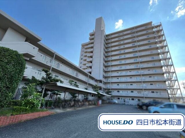 【外観】
大矢知興譲小学校/朝明中学校区。近鉄富田駅まで徒歩約17分。スーパーまで徒歩約11分。ドラッグストアまで徒歩約12分。