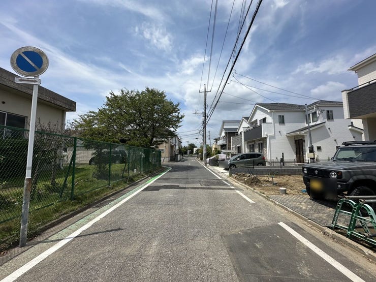 全6区画の分譲地であり、同じような時期に暮らし始めるため、顔見知りも出来やすくて何かと安心です♪