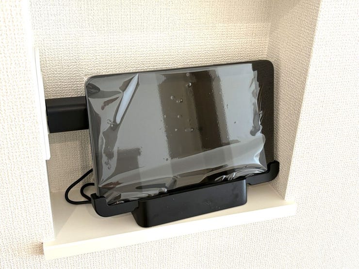 住宅専用 多機能タブレット
タブレット・スマホアプリから様々な機能が利用できます。
インターホンや家電の操作だけでなく、安心をサポートする機能も充実しています。