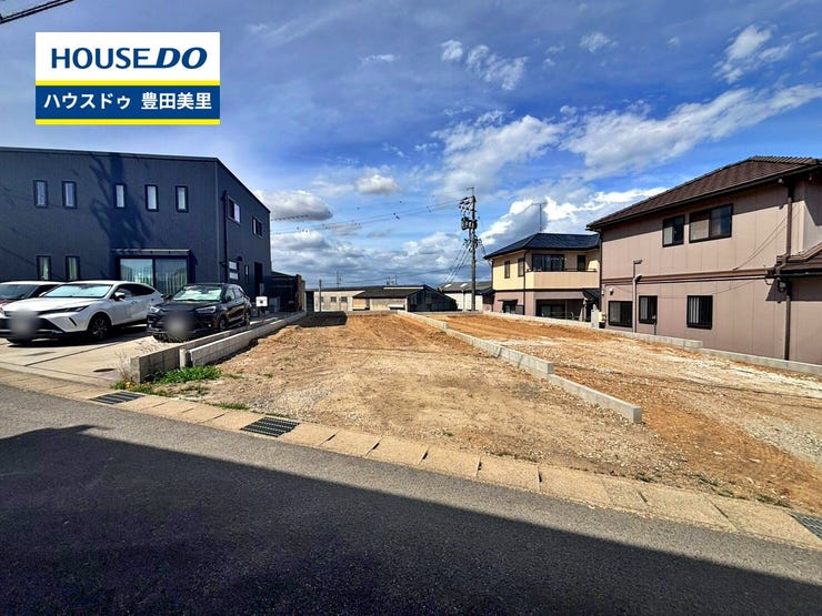 【外観】
*若林東小学校・高岡中学校*
見るだけ聞くだけOK!【お気軽に資料請求!不動産のことならなんでも/ハウスドゥ豊田大林】